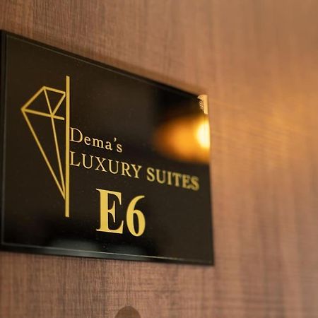 Dema Luxury Suites - Perikleous E6 Athén Kültér fotó
