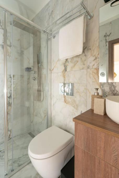 Dema Luxury Suites - Perikleous E6 Athén Kültér fotó