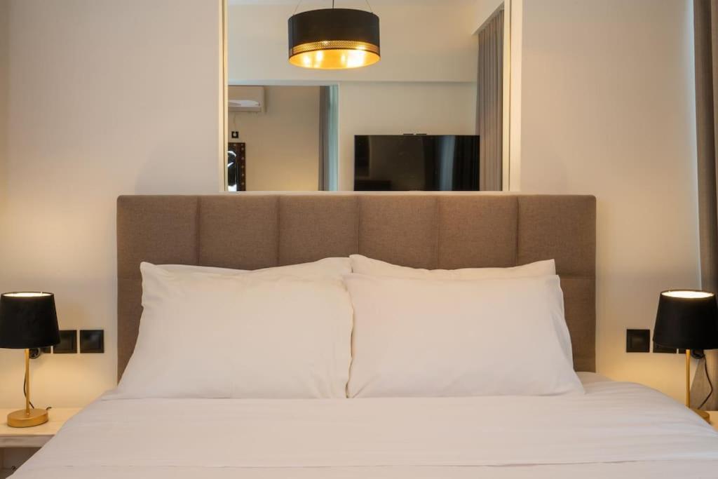 Dema Luxury Suites - Perikleous E6 Athén Kültér fotó