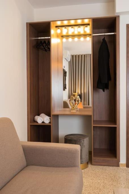 Dema Luxury Suites - Perikleous E6 Athén Kültér fotó